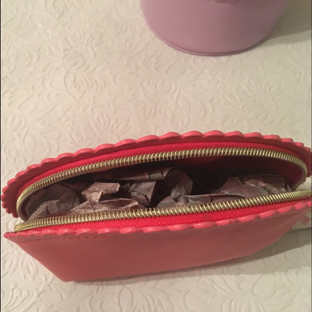 💖Makeup Pouches💖 - Picture 2 of 3